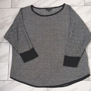 THE LIMITED Womens Size XL Black & White Dolman Sleeve Knit Top